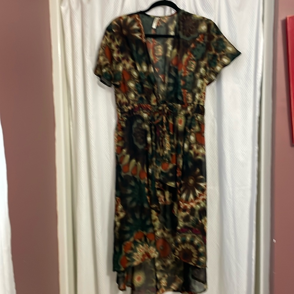 High/low sheer front tie blouse